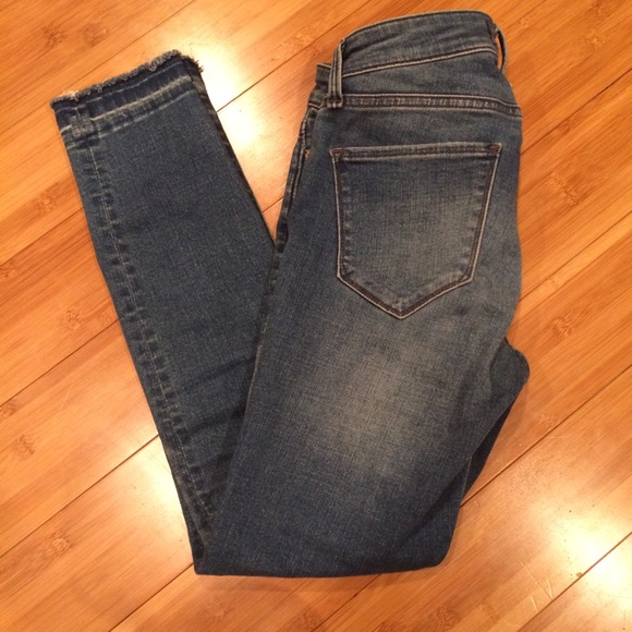 Abercrombie raw hem jeans - Picture 4 of 8